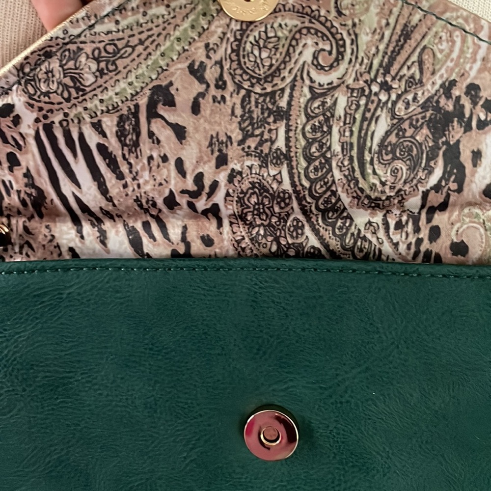 Big Buddha crossbody clutch chain shoulder bag LIKE NEW warm Brown Green Gold - Picture 6 of 8